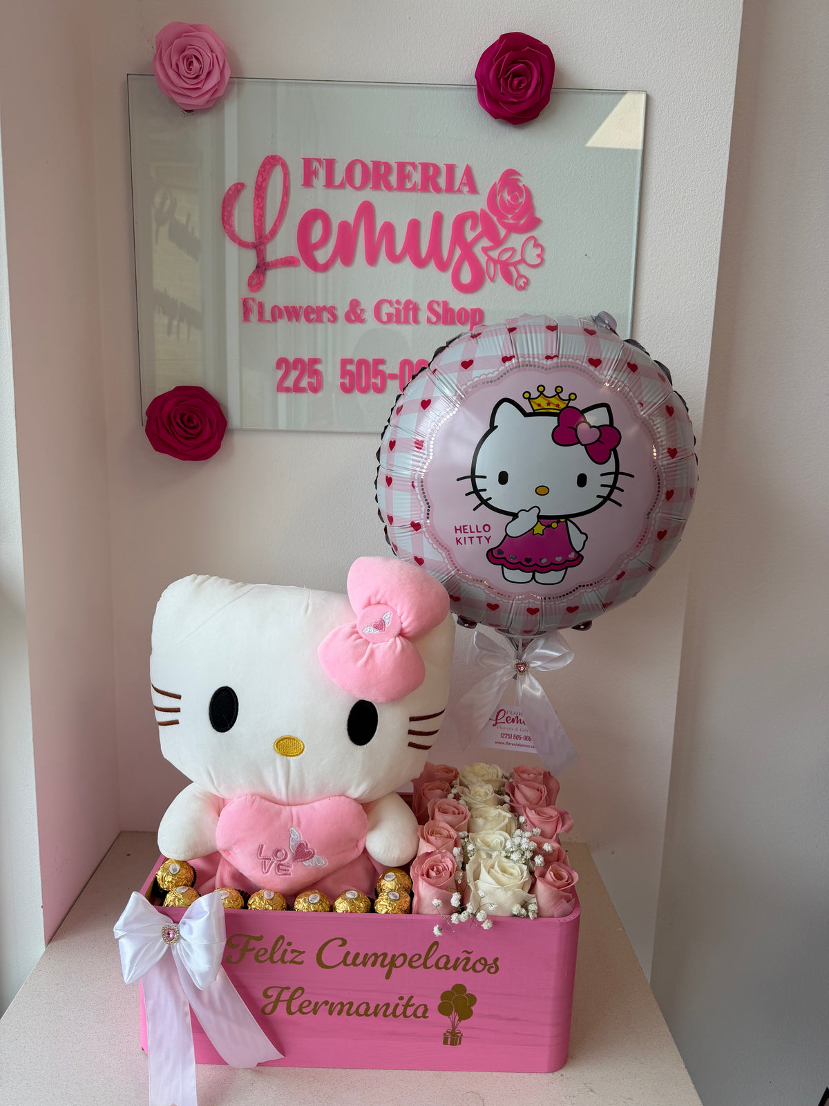 hello kitty basket