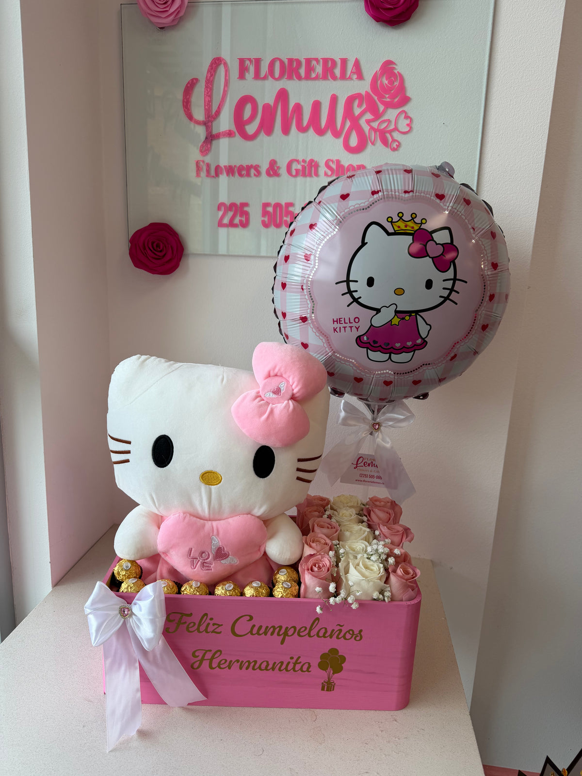 hello kitty basket